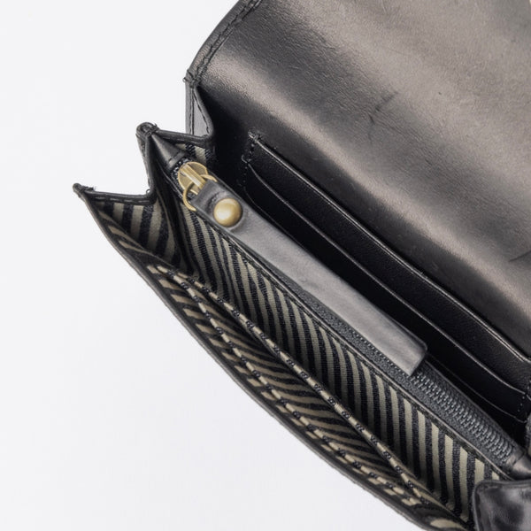 Jo's Purse - kožená peněženka s magnetickým zapínáním