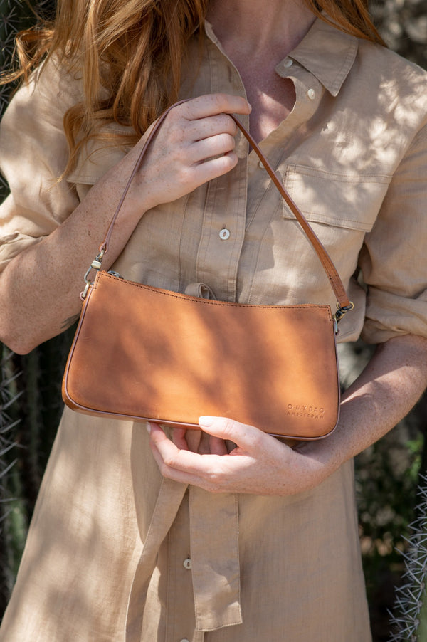 Taylor - mini kožená kabelka přes rameno