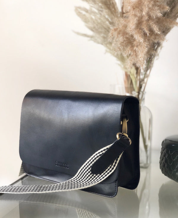 Audrey - kožená kabelka