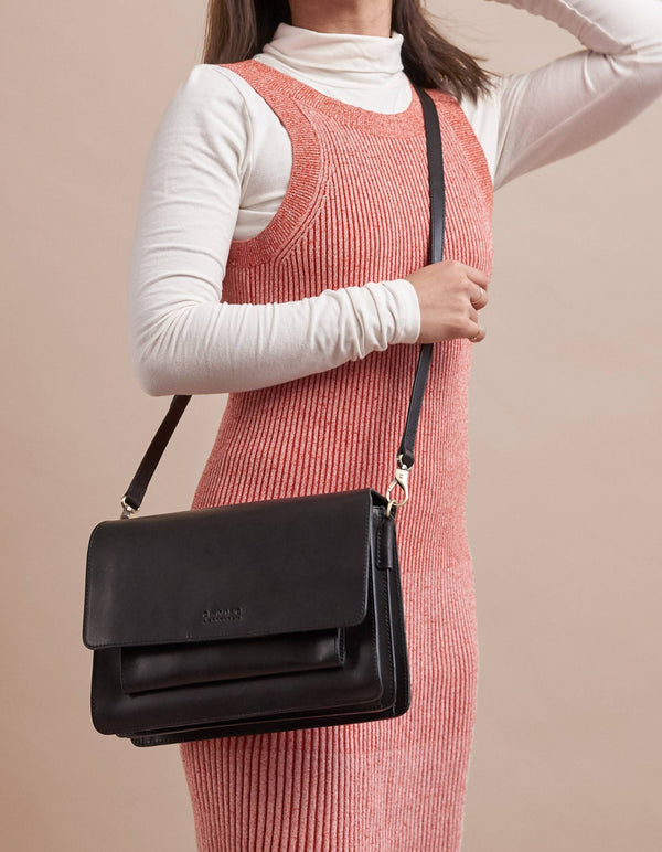 Harper - crossbody kožená kabelka ve stylu harmoniky