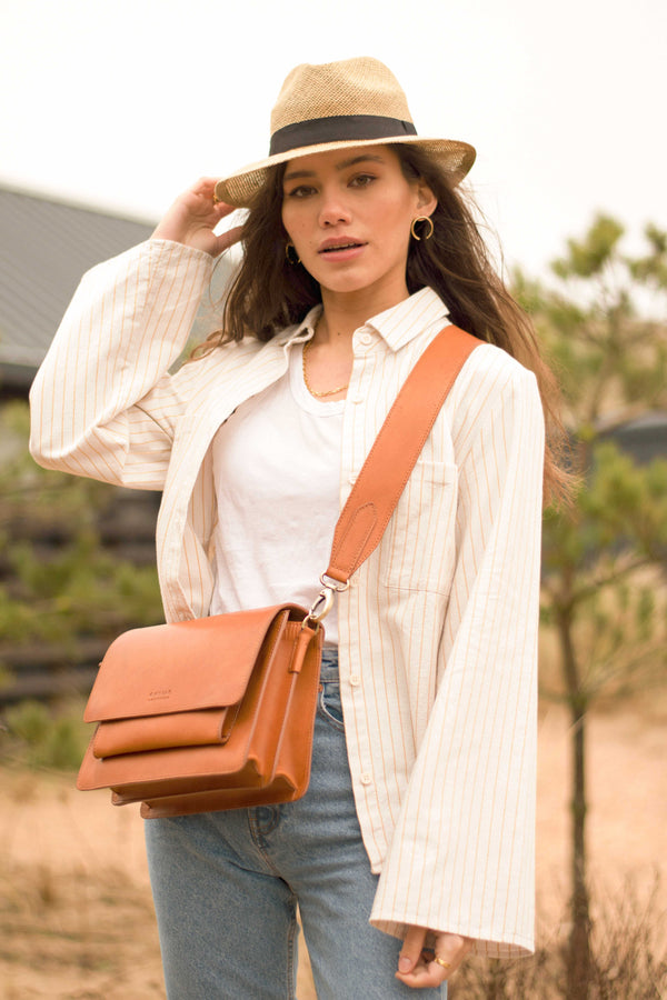 Harper - crossbody kožená kabelka ve stylu harmoniky