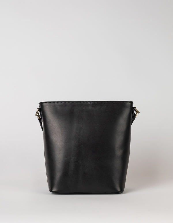 Bobbi Bucket Bag Maxi - kbelíková kožená kabelka